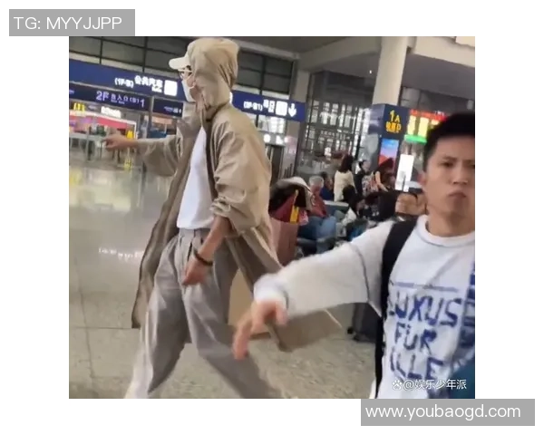 晨跑足球球星揭秘:那些坚持晨跑的足球巨星背后的故事 晨跑足球球星揭秘:那些坚持晨跑的足球巨星背后的故事