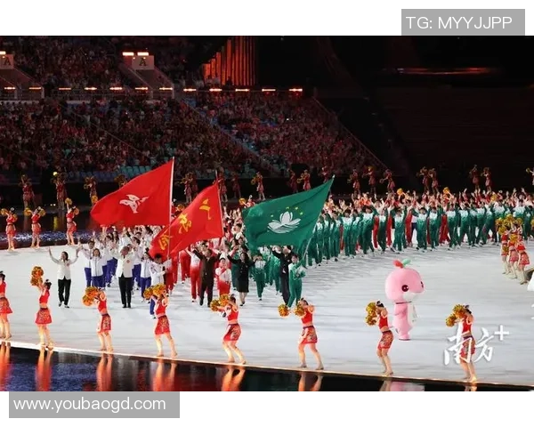 足坛巨星同台综艺畅聊赛场内外故事引爆全场热议 足坛巨星同台综艺畅聊赛场内外故事引爆全场热议