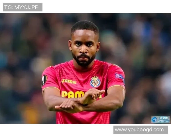 足球球星持枪事件引发热议 警方介入调查背后真相引发广泛关注 足球球星持枪事件引发热议 警方介入调查背后真相引发广泛关注