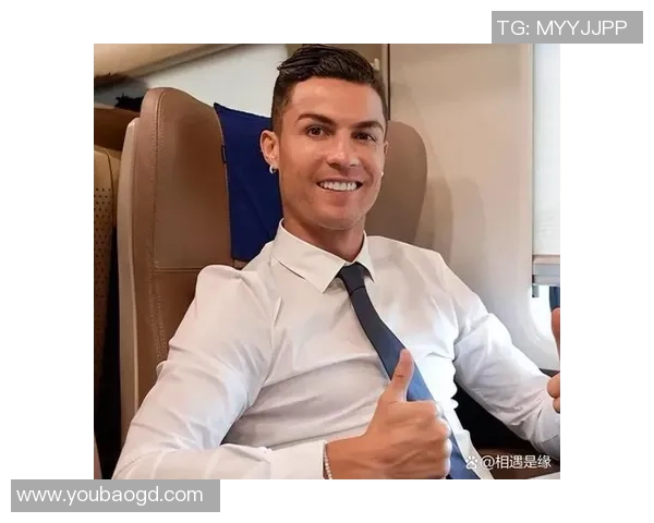 足球球星眼中的贤内助：如何平衡事业与家庭，妻子在背后的支持与付出