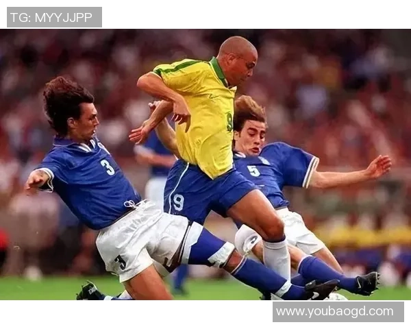 近代足球巨星的崛起与全球足坛影响力的深远变革